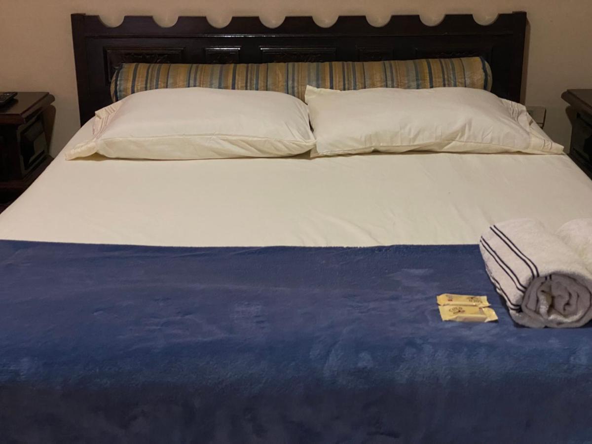 Turis Hotel Ciudad del Este Luaran gambar